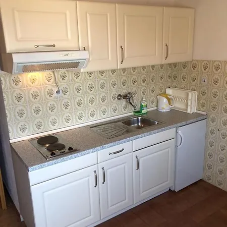 Apartments&rooms With Parking Space Baska Voda, Makarska - 17277 Pensjonat 3*