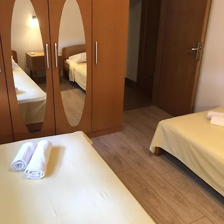 Apartments&rooms With Parking Space Baska Voda, Makarska - 17277 3*